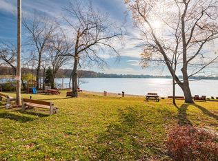 23604 126th Pl, Trevor, WI 53179