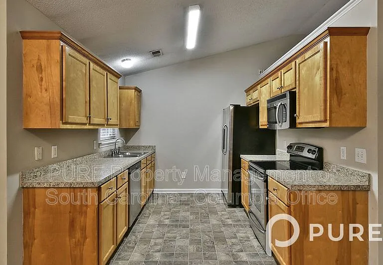 321 Downs Dr — Photo 27