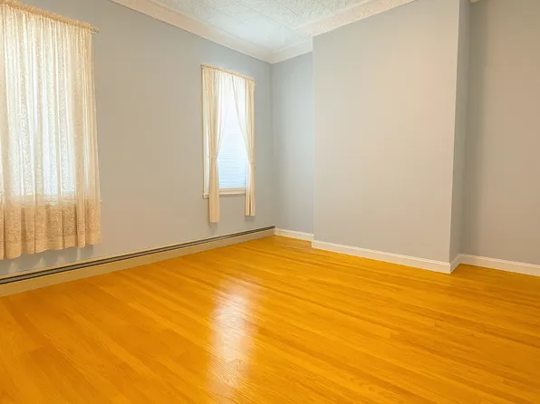 361 Humboldt Street image 4 of 9