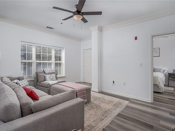 3rd image of 303 Helen Keller Blvd APT A106