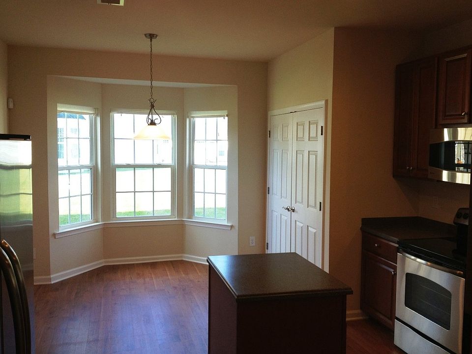 1st image of 3006 Calabria Ct