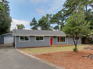 2212 42nd St, Florence, OR 97439