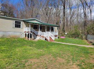 53 Whisper St, Clyde, NC 28721