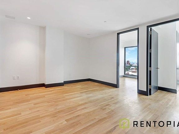 5th image of 525 Franklin Ave #9T