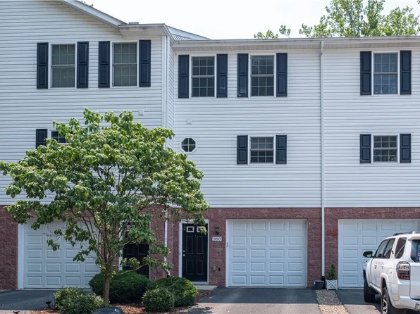 350 Creekview Ln, Oakdale, PA 15071