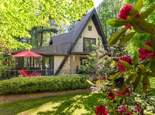 7 Cooper Cv S, Hendersonville, NC 28739