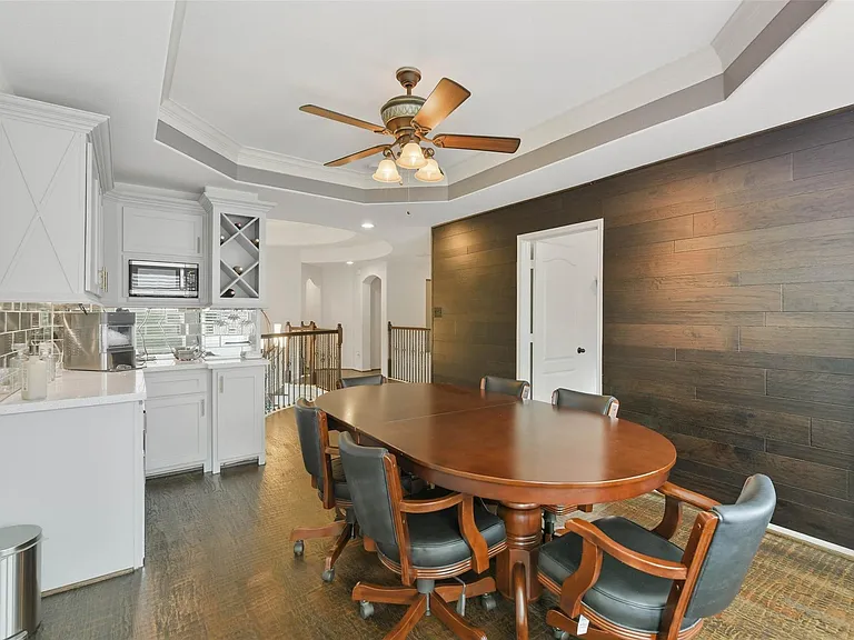 17611 Fossil Ridge Ln — Photo 26