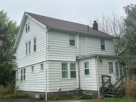 5th image of 20501 Drake Rd