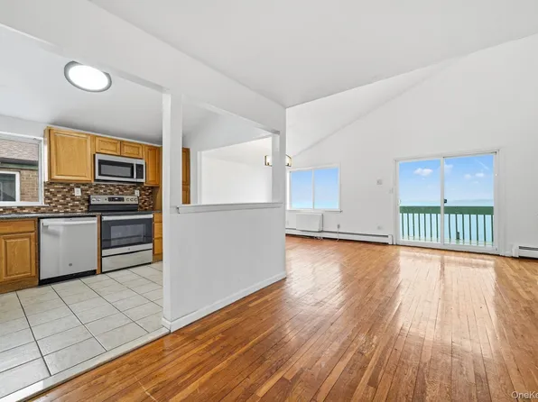 1466 Shore Dr APT 3, Bronx, NY 10465