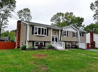 114 Setian Ln, West Warwick, RI 02893