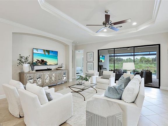 4th image of 8832 Savona CT