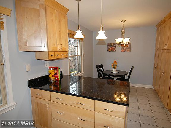 5th image of 3562 S George Mason Dr #15