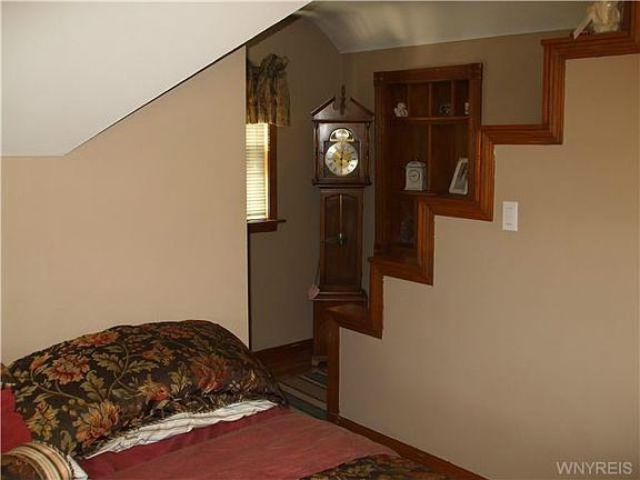 5th image of 43 Cherry Ln