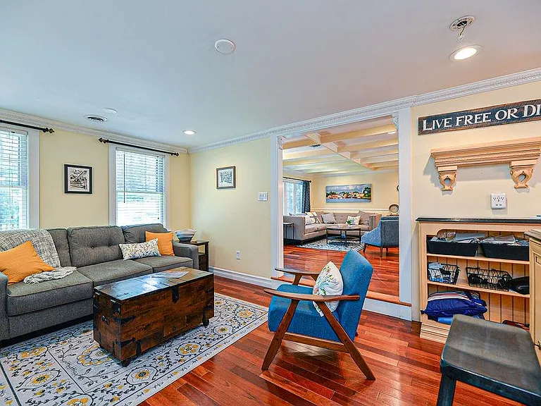 113 Wentworth Rd — Photo 10