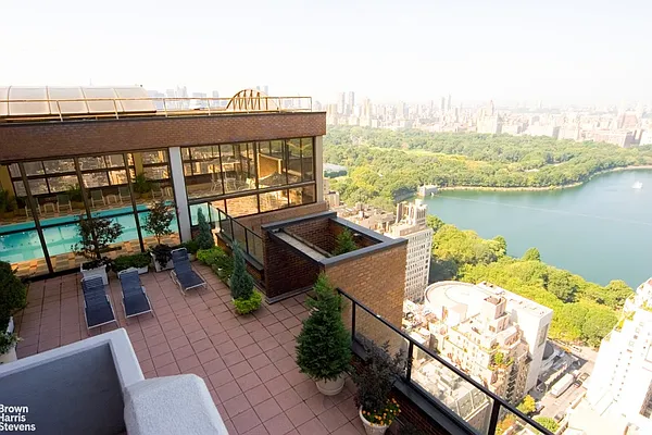 Sold by Brown Harris Stevens | media 18