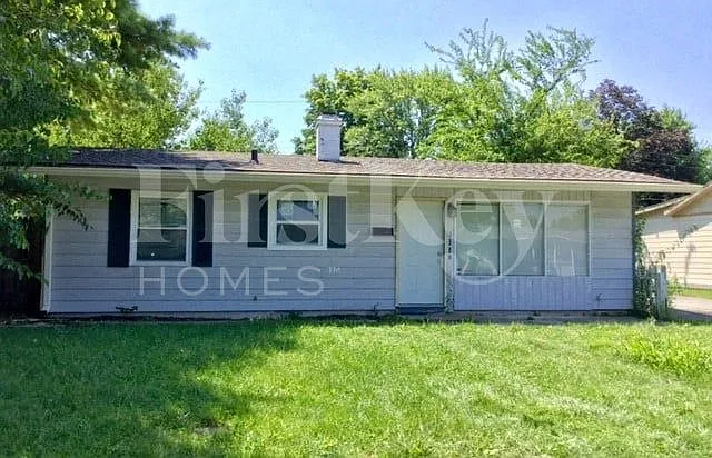 4113 Alberta St — Photo 1