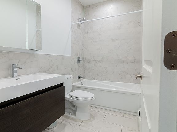 5th image of 579 E 168th St #3F