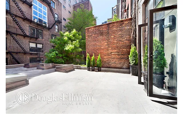 Rented by Douglas Elliman | media 36