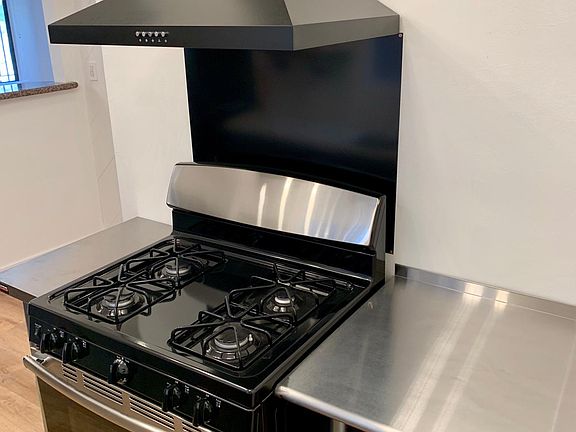Stove & microwave