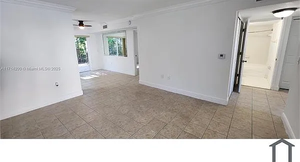 1250 SE 31st Ct — Photo 3