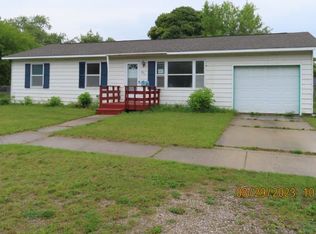 221 W Spratt St, Alpena, MI 49707