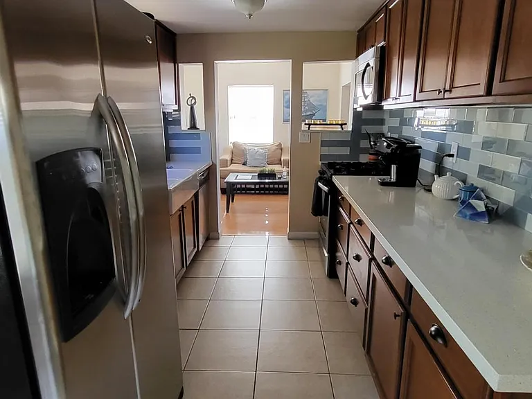 712 E Pierce St #2 — Photo 7