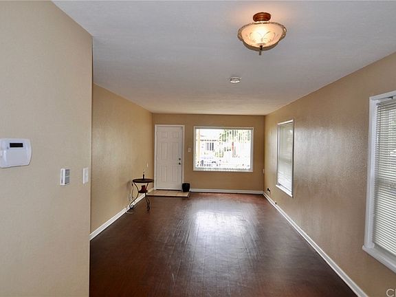 4th image of 1019 E Colon St