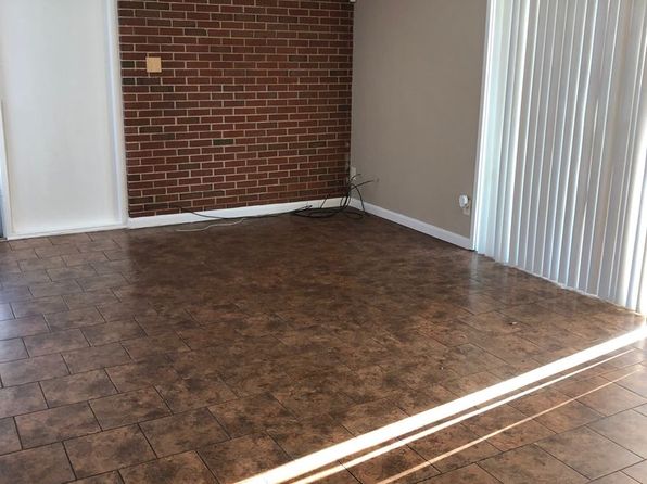 6563 January Ave, Saint Louis, MO 63134