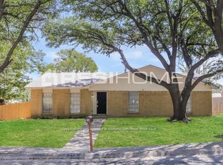 156 N Crestwood Blvd, Desoto, TX 75115