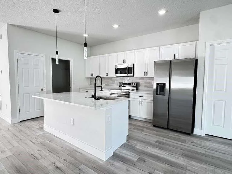 4513 SW 170th Street Rd — Photo 13