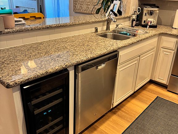 5th image of 5705 Friars Rd Unit 32