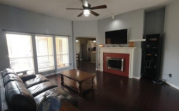 5th image of 7214 Caruth Dr