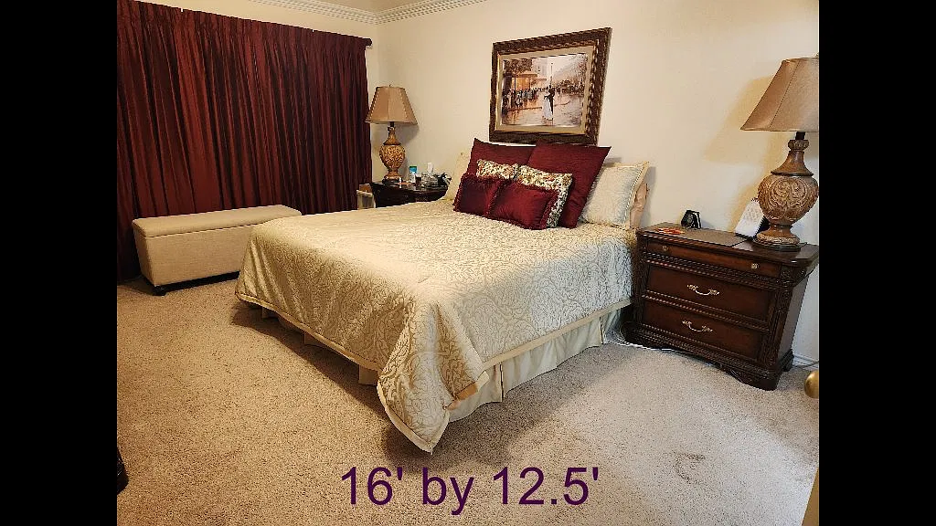 4 bed, 1960 sqft, $2,500 — Photo 3