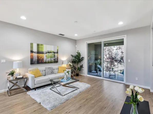 686 Elderberry Dr, Milpitas, CA 95035