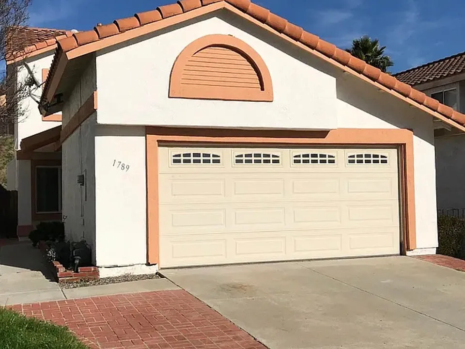 1789 Augusta Ct