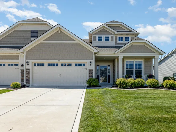 9113 Green Meadow Dr, Saint John, IN 46373