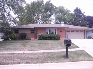 10 Prospect Ct, Stillman Valley, IL 61084