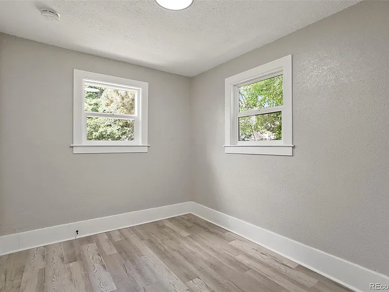 2059 S Humboldt St — Photo 11