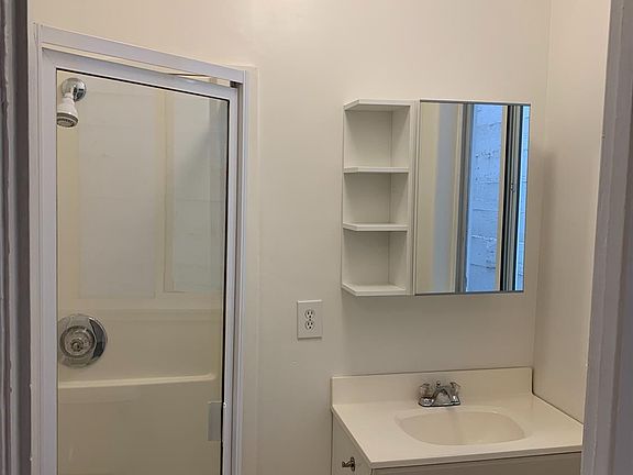 4th image of 103 Freelon St