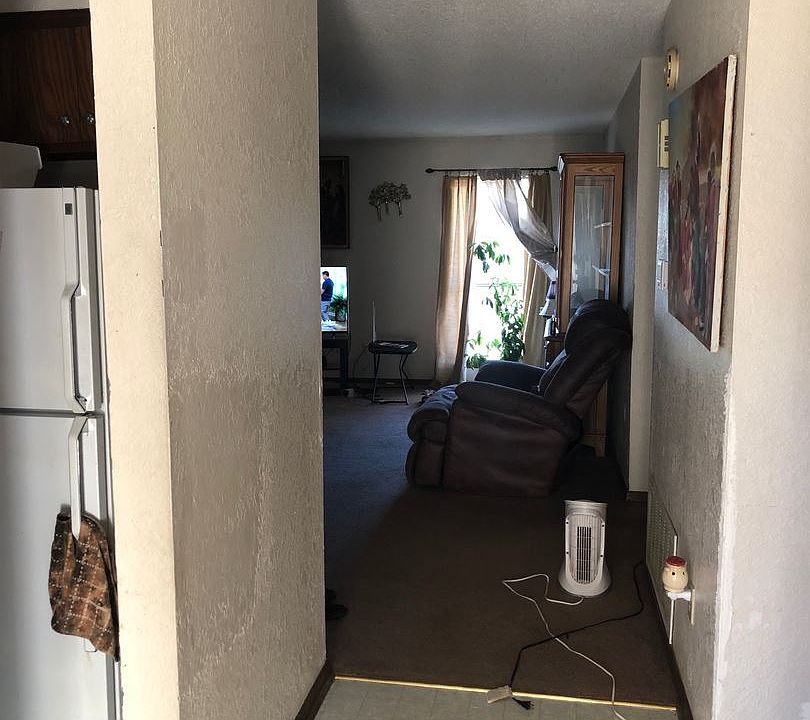 2nd image of 9321 S Harvey Ave