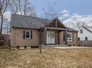 3230 S 105th St, West Allis, WI 53227