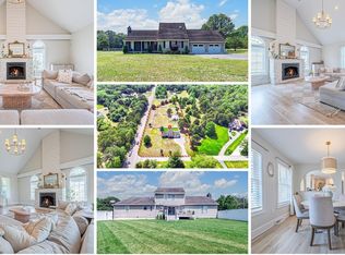 1 Villanova Ct, Egg Harbor Township, NJ 08234