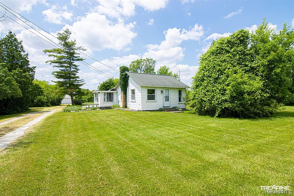 1071 Nichols Rd, Flushing, MI 48433 Zillow