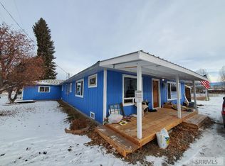 1 Hammon Dr, Salmon, ID 83467