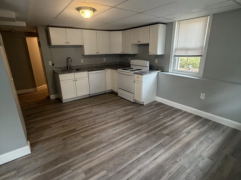 459 Main St #5