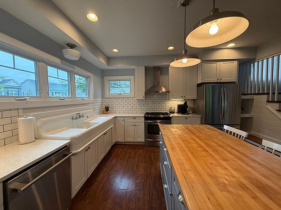 3rd image of 307 Valley Rd