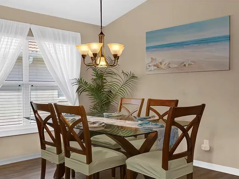 1438 Solana Cir — Photo 4