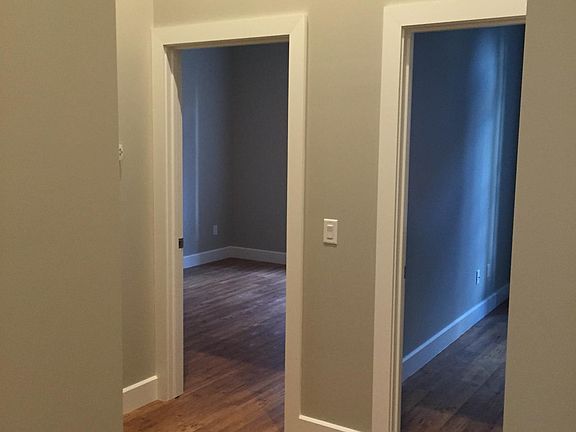 Entry to (2) bedrooms