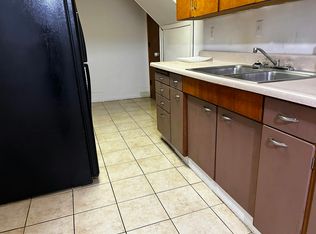 524 Neosho St APT 5, Burlington, KS 66839
