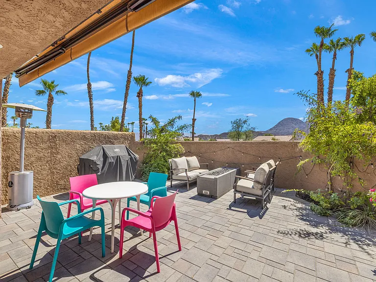 49069 Mariposa Dr — Photo 28